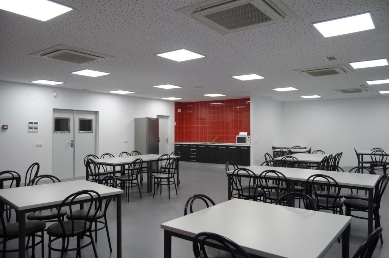 Albergue Arroyo De La Luz ภายนอก รูปภาพ
